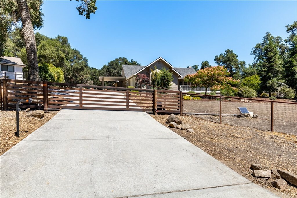 Property Photo:  820 Garcia Road  CA 93422 