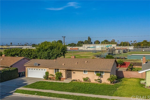 Property Photo:  11300 Pine Tree Lane  CA 90680 