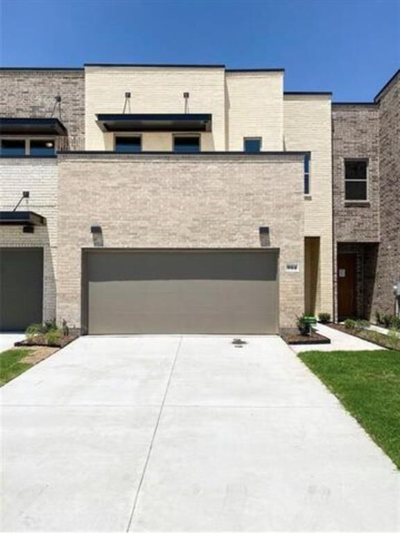 Property Photo:  904 Marian  TX 75013 