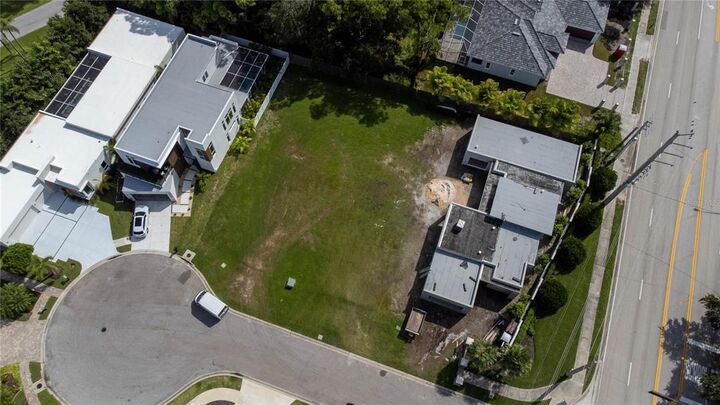 Property Photo: 4726 Rivetta Court FL 34231