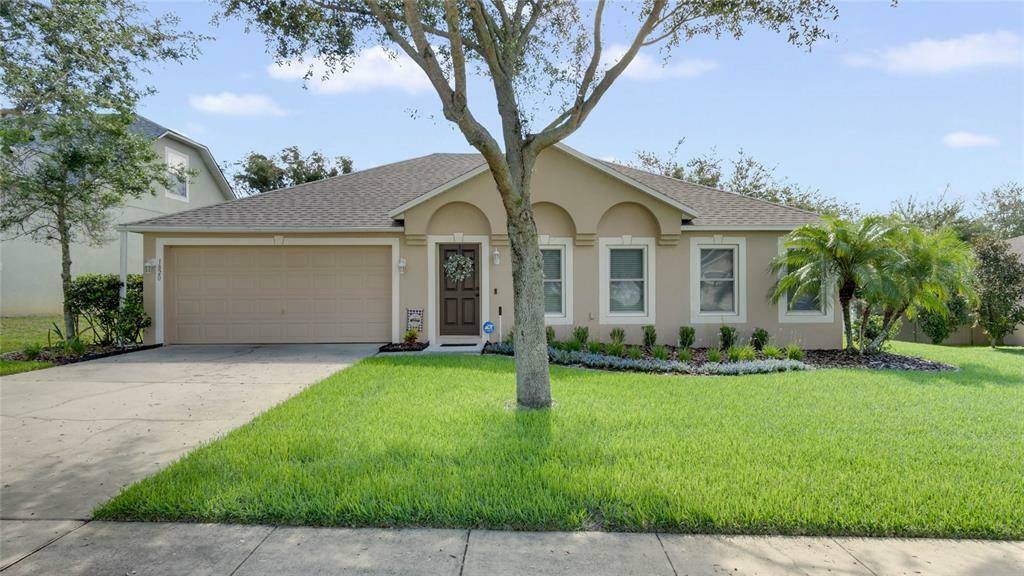 Property Photo:  1820 Piedmont Court  FL 34753 