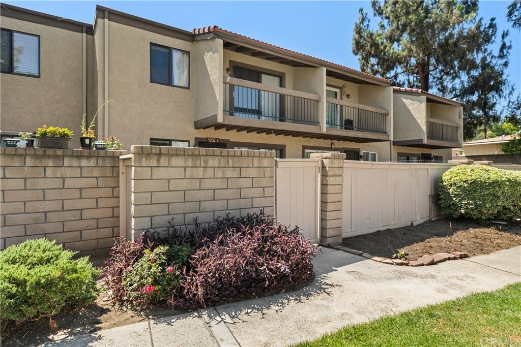 Property Photo:  9202 Citrus Avenue C  CA 92335 