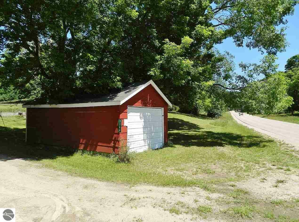 Property Photo:  7388 Bunker Hill Road  MI 49622 