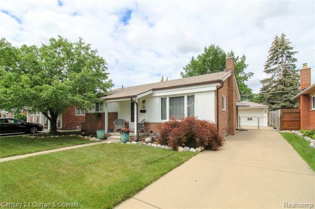 Property Photo:  7401 Amboy Street  MI 48127 