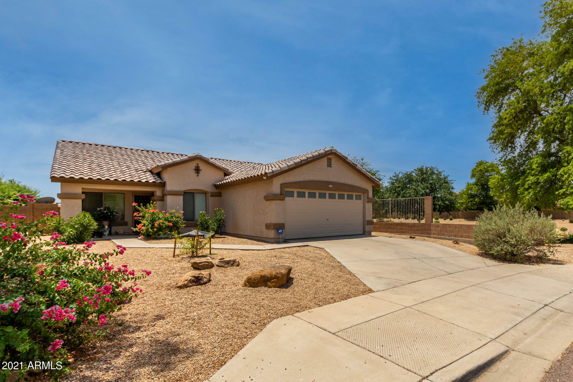 Property Photo:  6425 W Magnolia Street  AZ 85043 