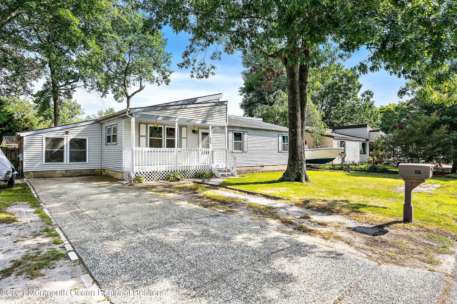 Property Photo:  936 Center Street  NJ 08087 