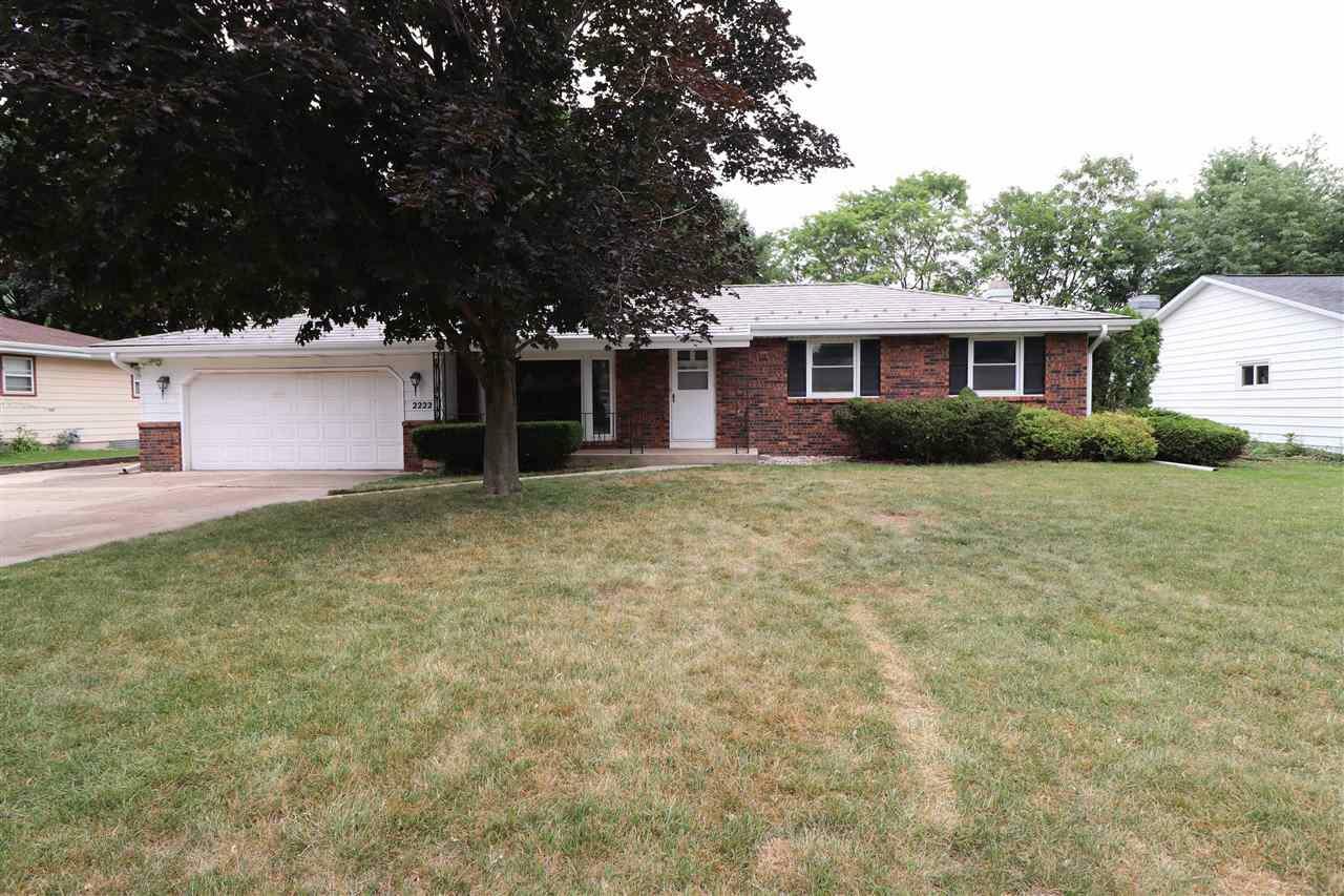 Property Photo:  2222 North Sumac Dr  WI 53545 