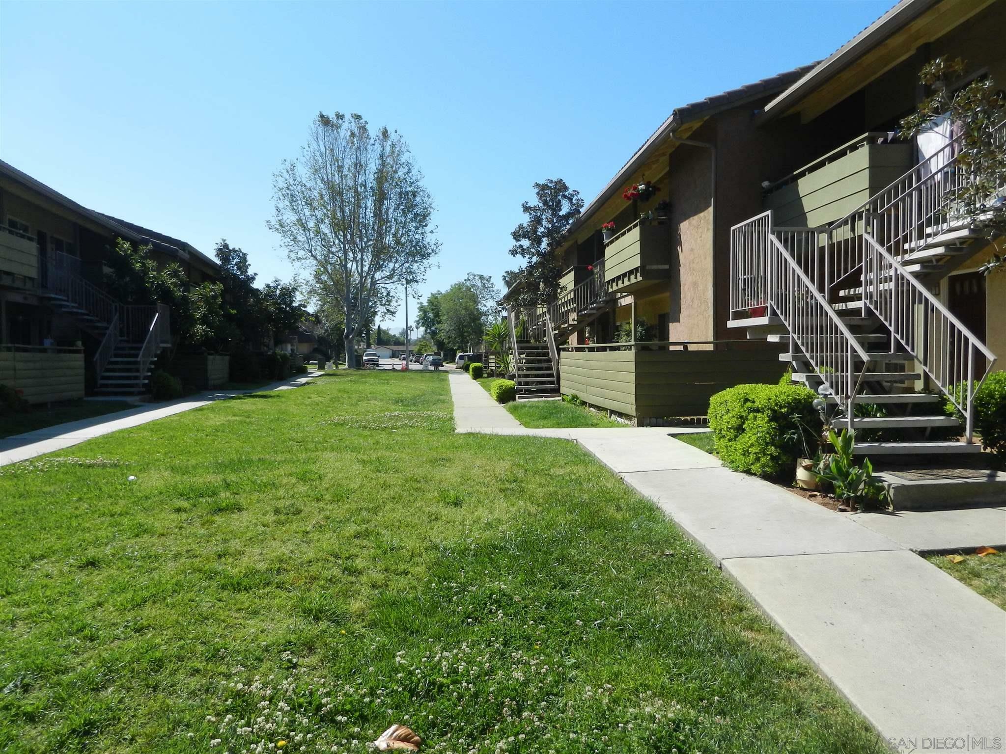 Property Photo:  2094 E Grand Ave 47  CA 92027 