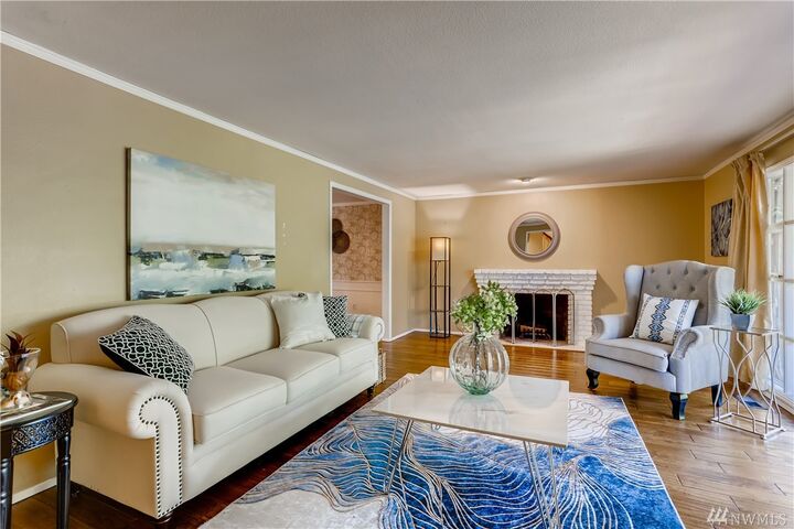 Property Photo: 901 147th Place NE WA 98007