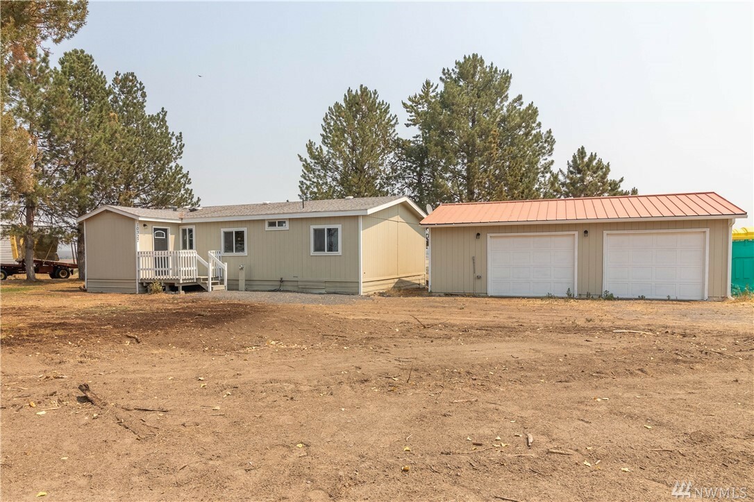 Property Photo:  10327 Road H.8 NE  WA 98837 