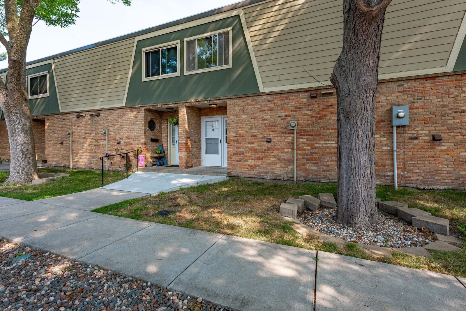 Property Photo:  7357 W Franklin Avenue  MN 55426 