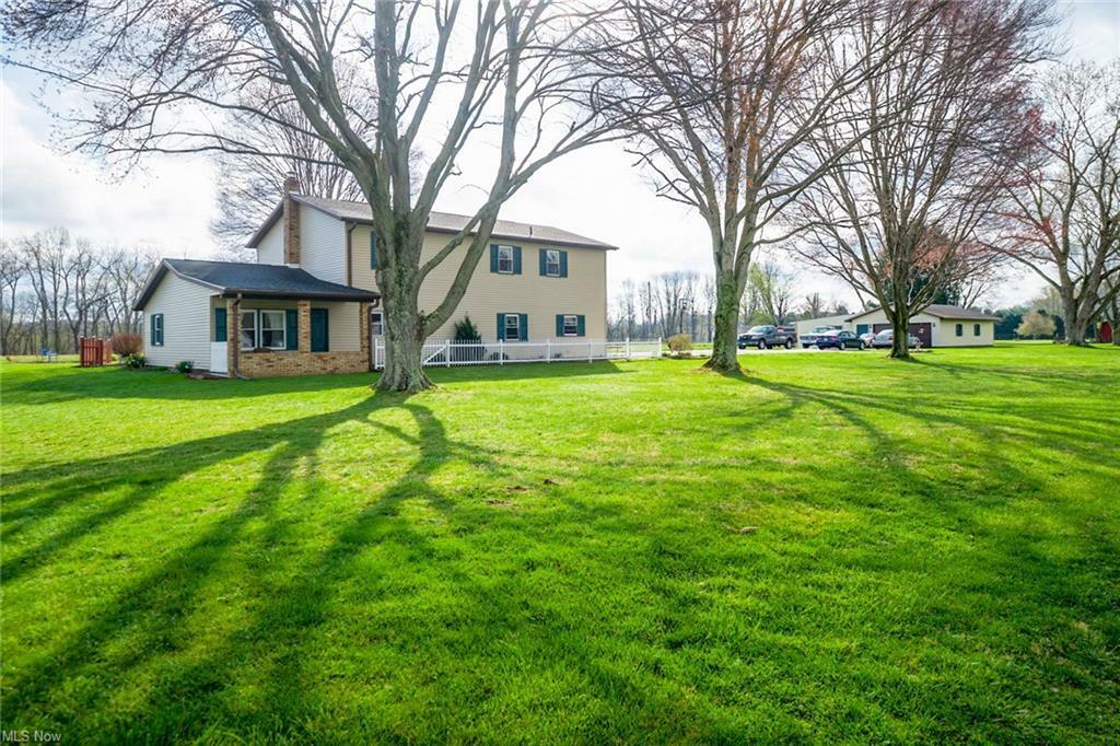 Property Photo:  7801 Canal Road NE  OH 44622 