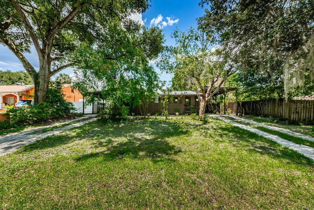 Property Photo:  5422 N Pershing Place  FL 33603 