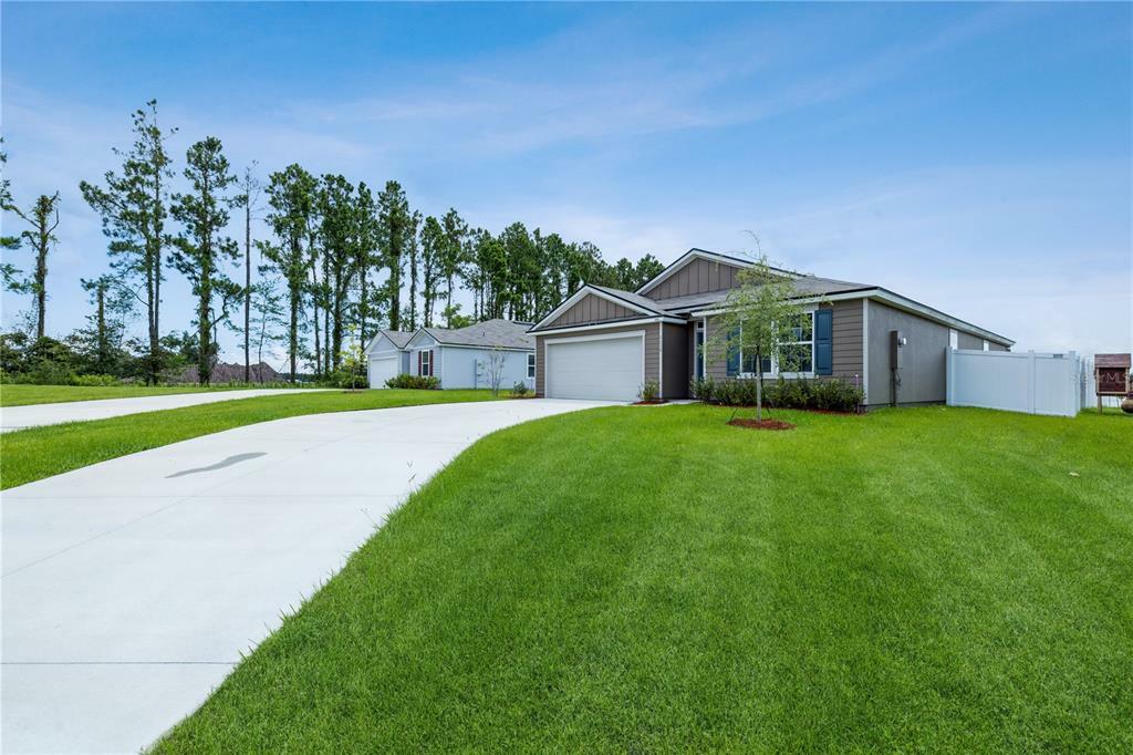 Property Photo:  3514 Song Bird Lakes Drive  FL 32043 