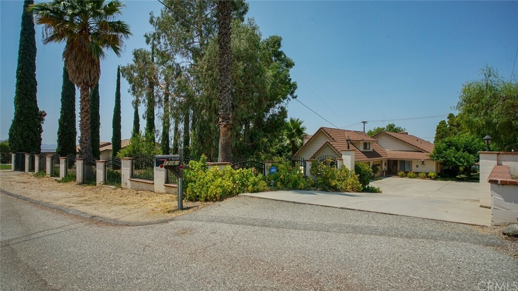 Property Photo:  12069 Dolly Way  CA 92555 