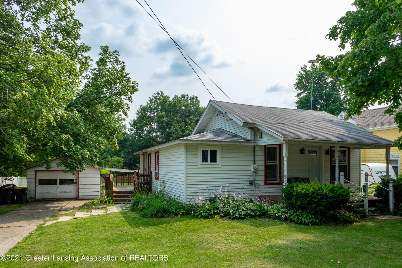 Property Photo: 314 E Main Street MI 48820