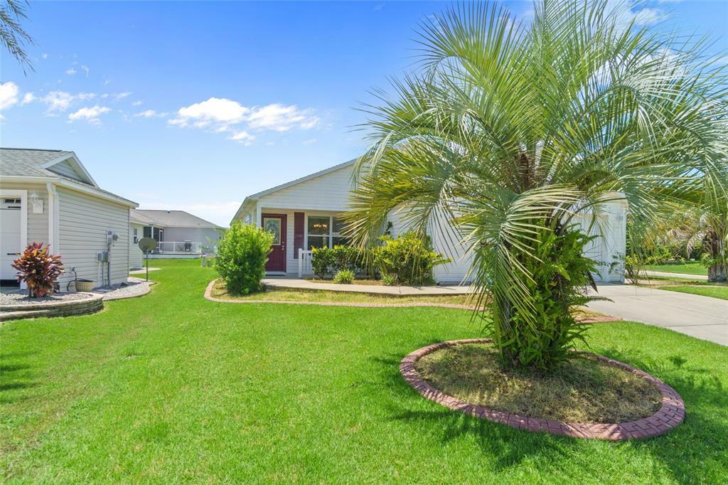 Property Photo:  2202 Hopespring Loop  FL 32162 