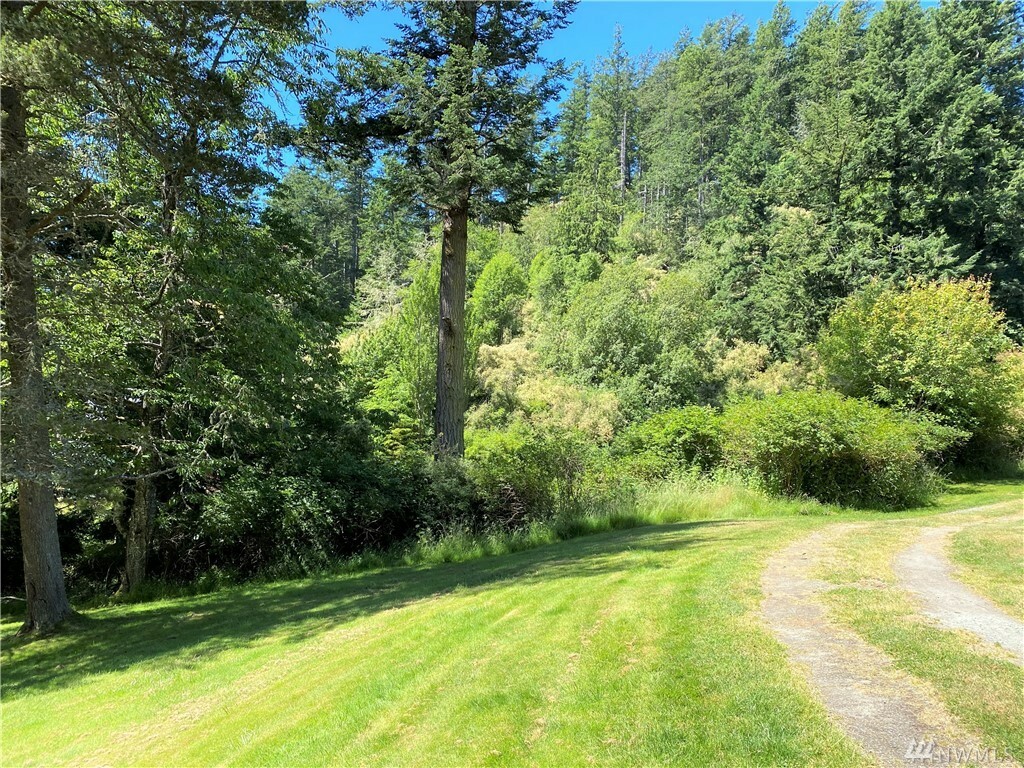 Property Photo:  778 Roehl'S Hill Rd  WA 98279 