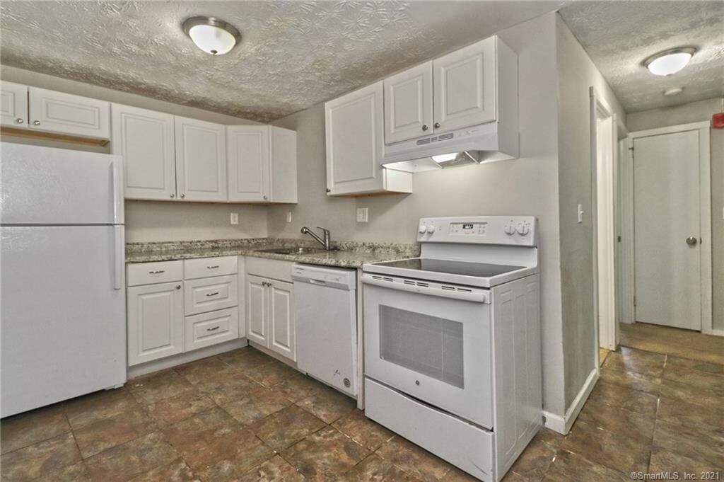 Property Photo: 949 Pleasant Valley Road 2-9 CT 06074