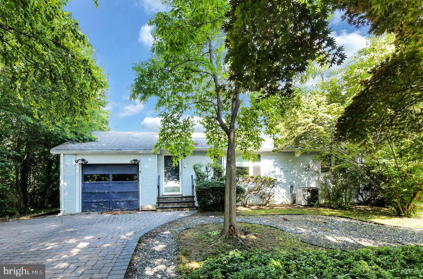 Property Photo: 2 Lakeview Avenue NJ 08540