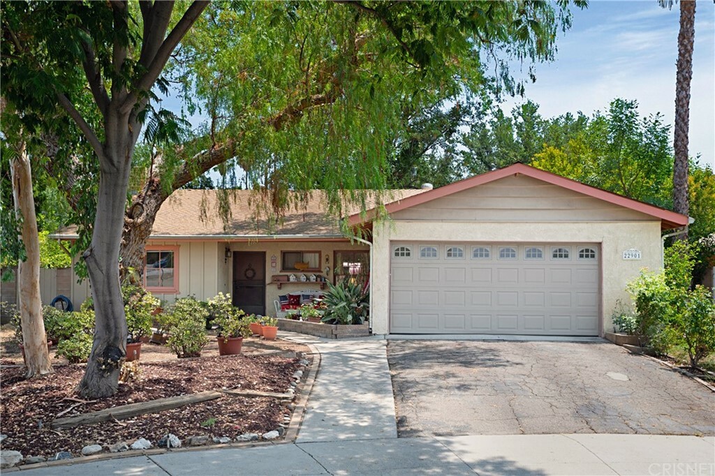 22901 Bassett Street  West Hills CA 91307 photo