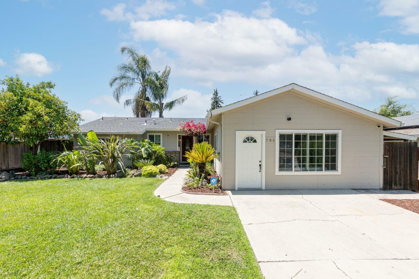 785 Camina Escuela  San Jose CA 95129 photo