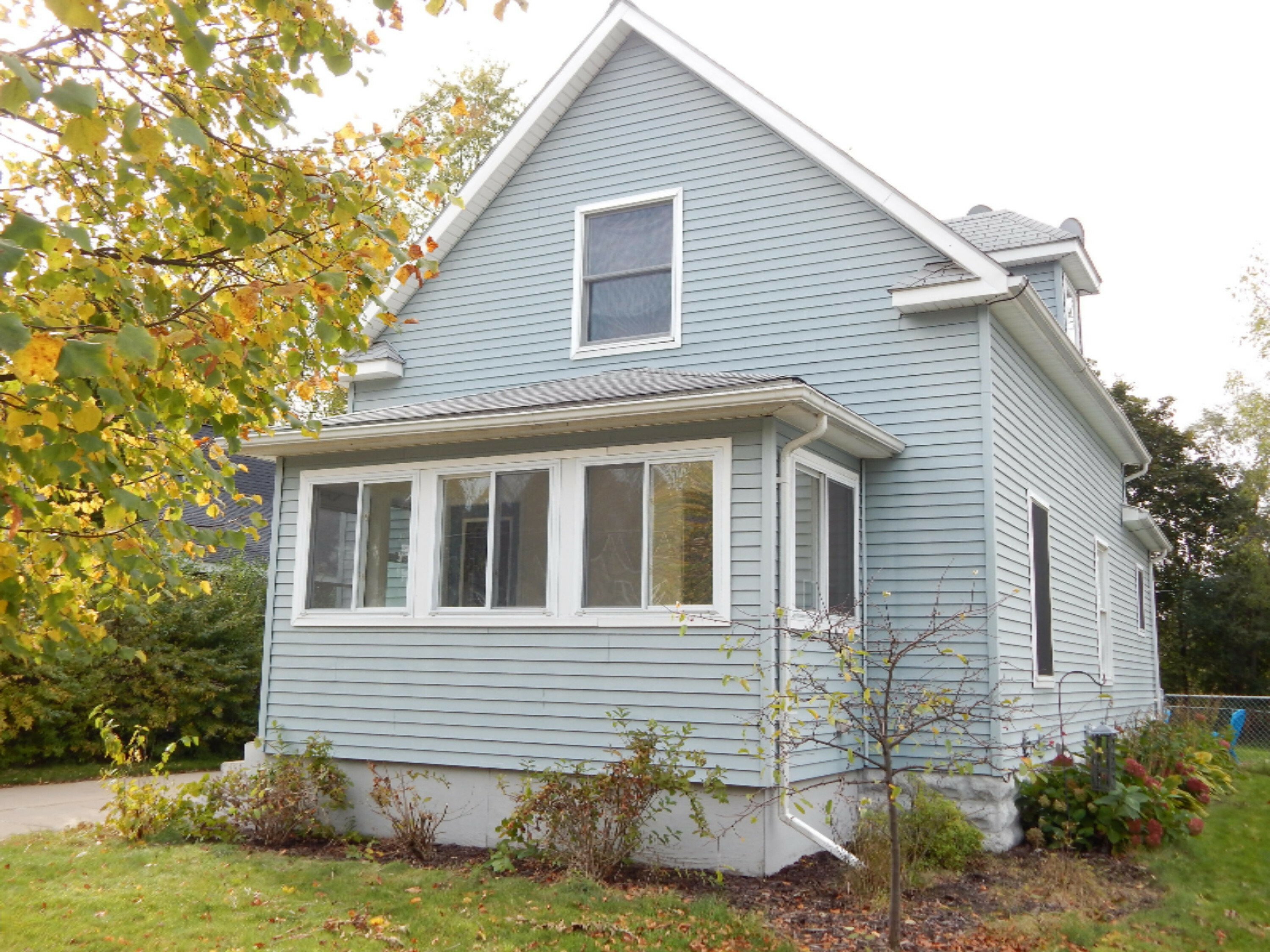 Property Photo:  2121 Swensberg Avenue NE  MI 49505 