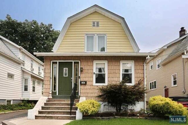 Property Photo:  141 Fern Avenue  NJ 07071 
