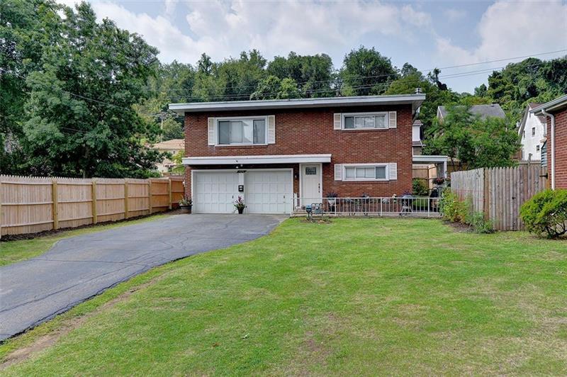 Property Photo: 1428 Fawcett Ave PA 15131