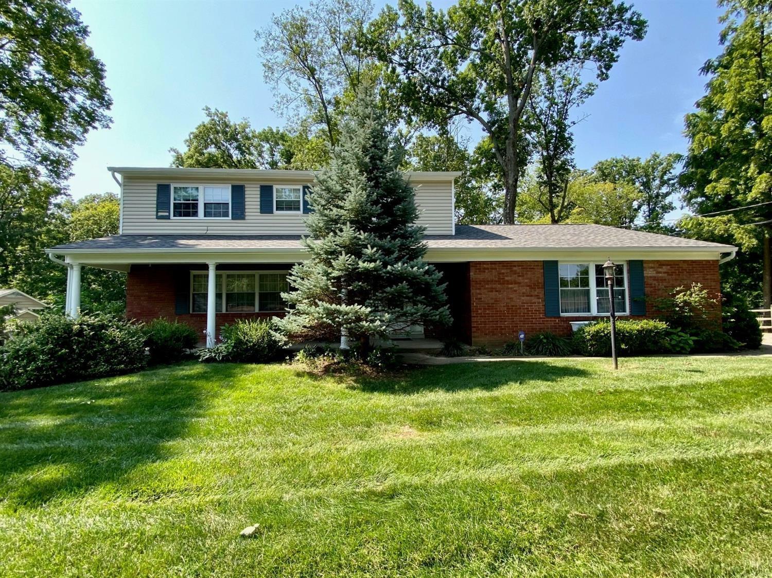 Property Photo: 8290 Shadybrook Dr OH 45069