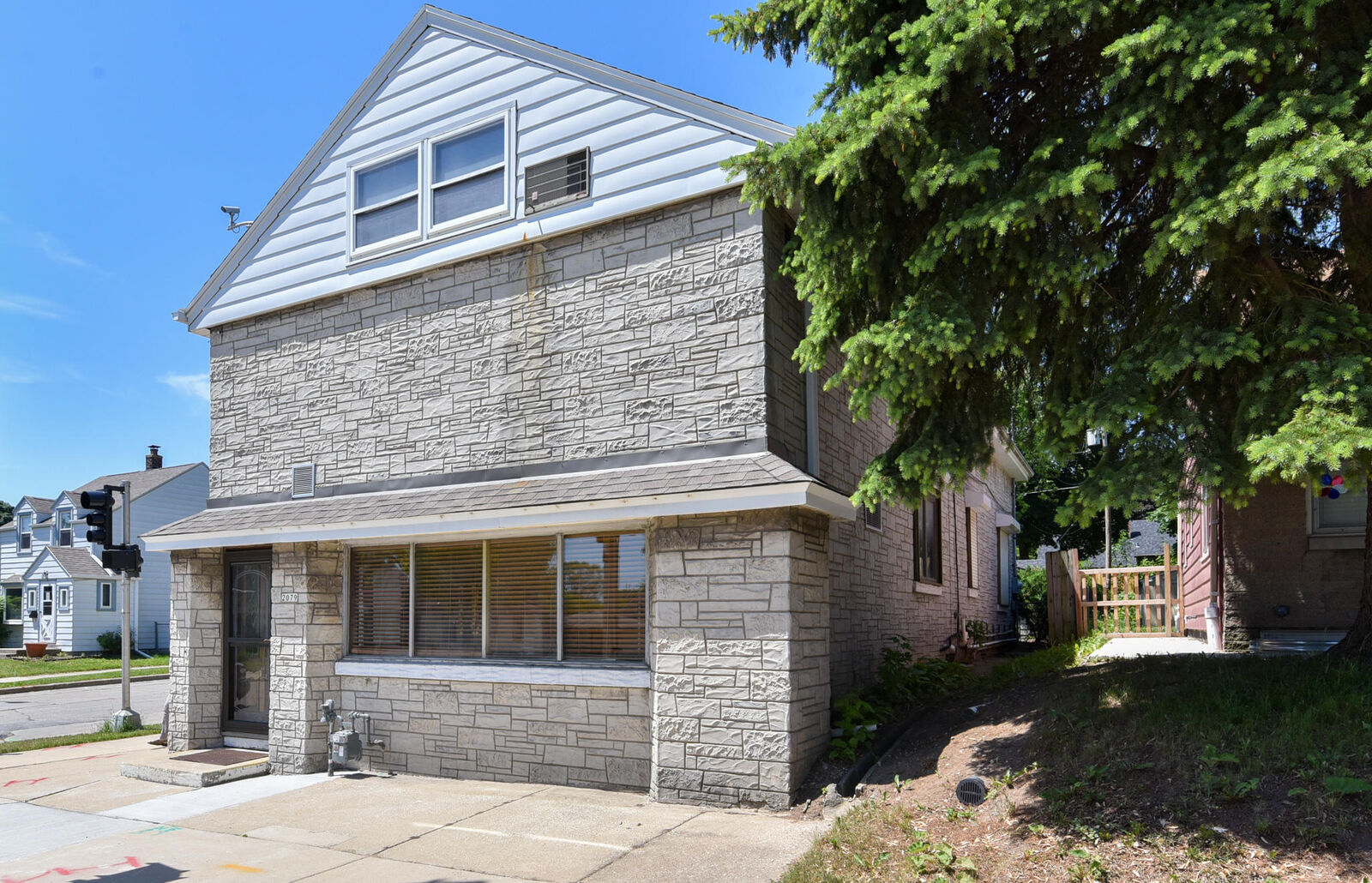 Property Photo:  2079 S 92nd St 9202-9204 W Becher St  WI 53227 