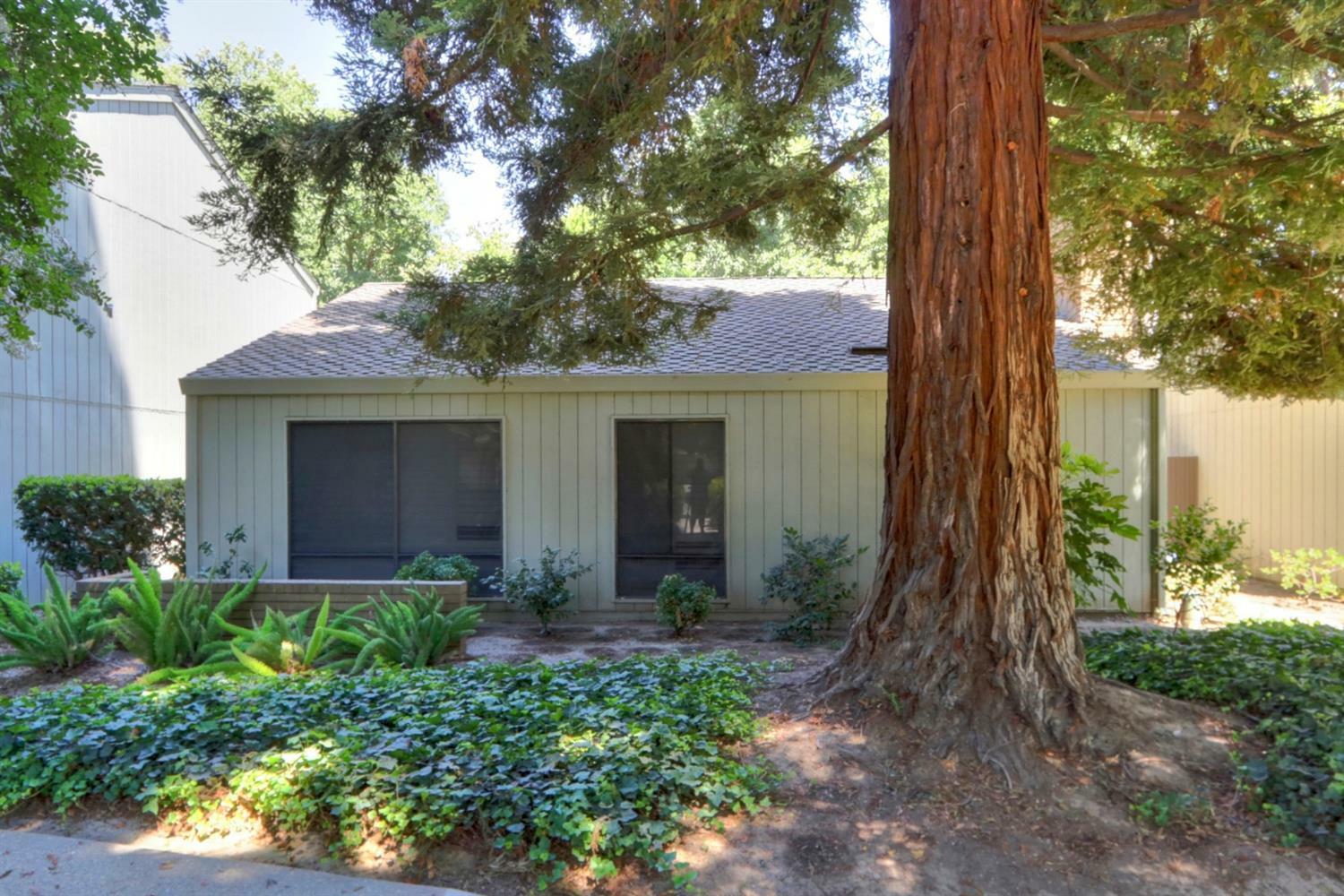 Property Photo:  1551 University Avenue  CA 95825 