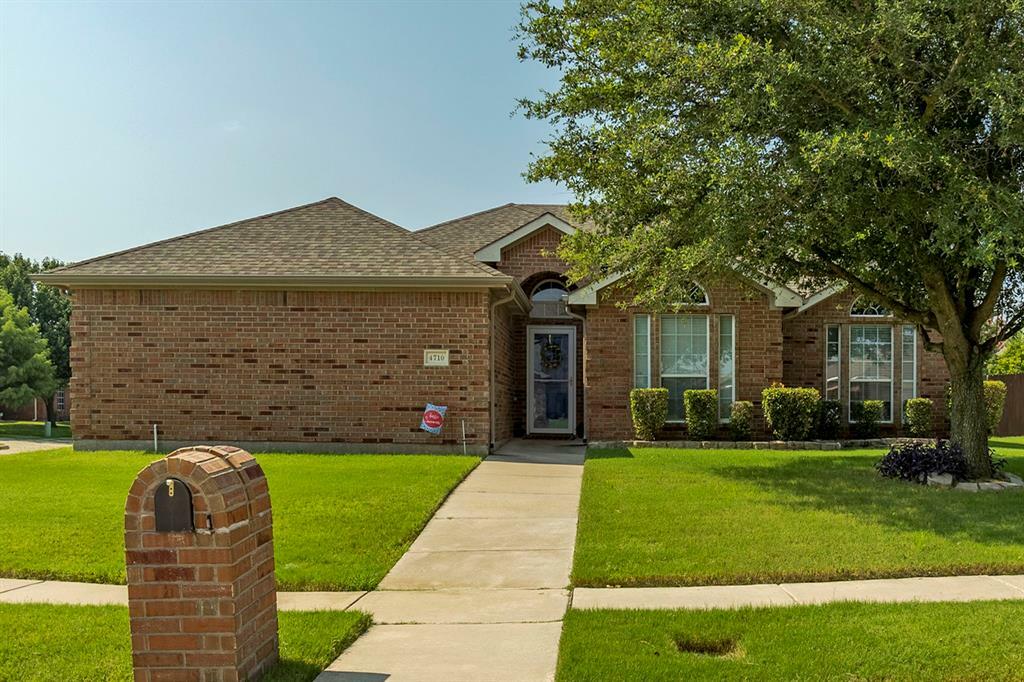 Property Photo:  4710 Fox Meadows Lane  TX 76063 