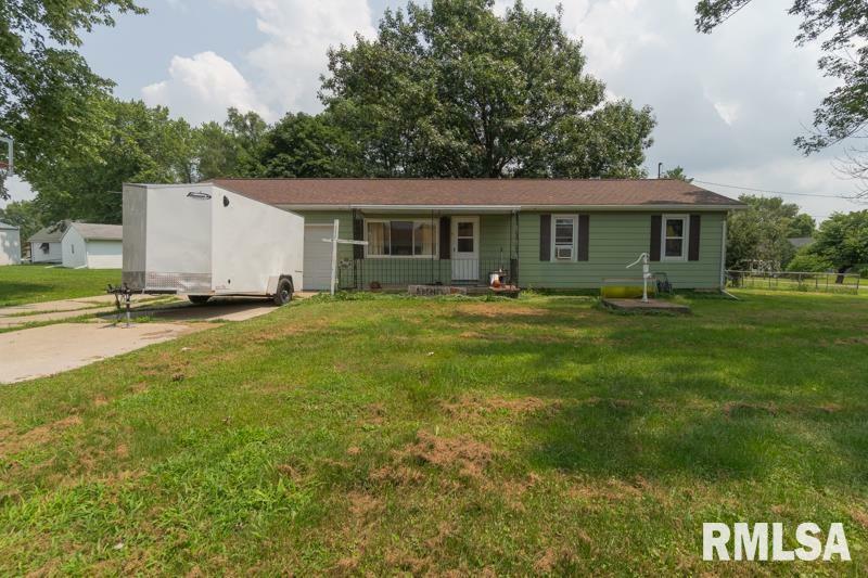 Property Photo:  310 Center  IL 61524 