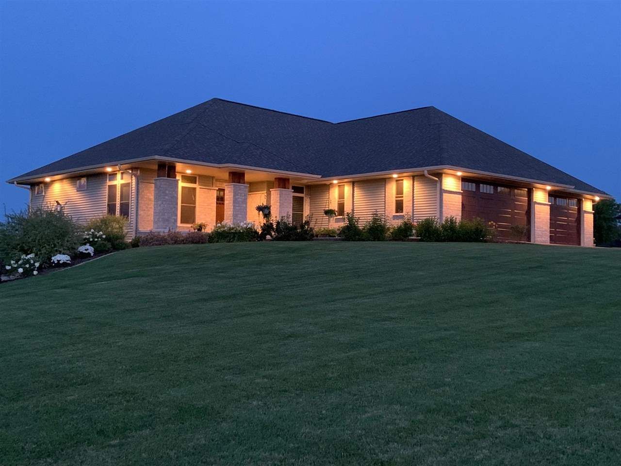 Property Photo: N3048 Ledgeview Terrace WI 54944