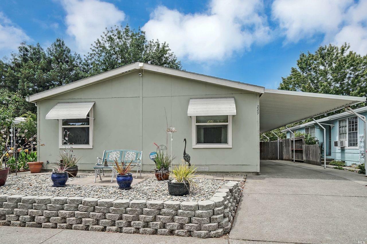 Property Photo: 229 Arboleda Drive CA 95401