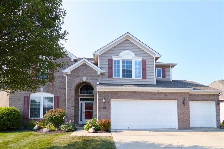 6843 Cedar Mill Way  Indianapolis IN 46237 photo