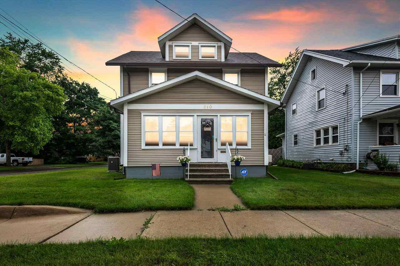 Property Photo:  610 S West Ave  MI 49203 