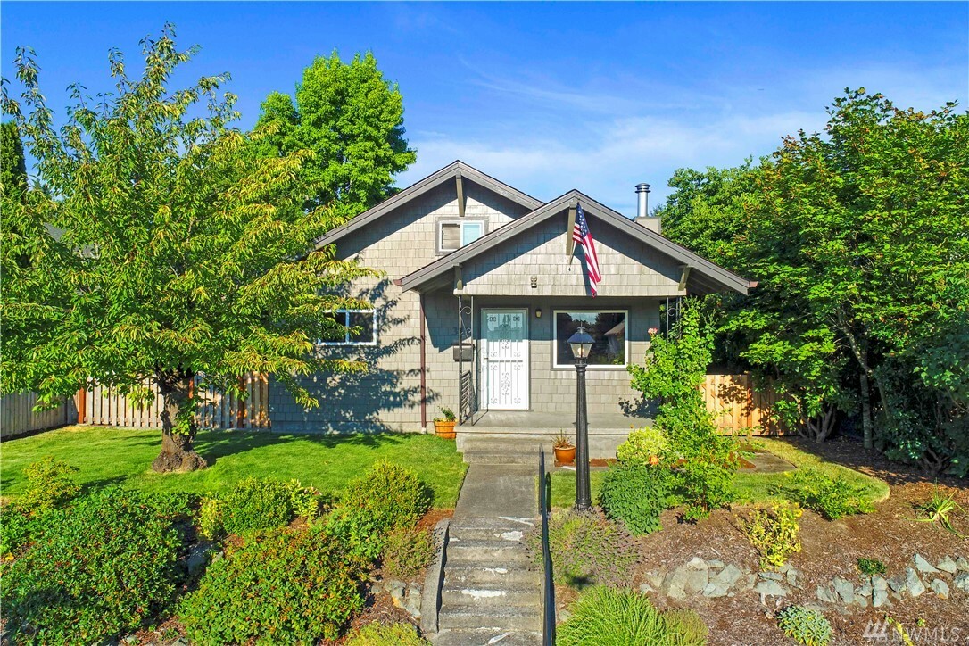 Property Photo:  3711 S Cushman Ave  WA 98418 