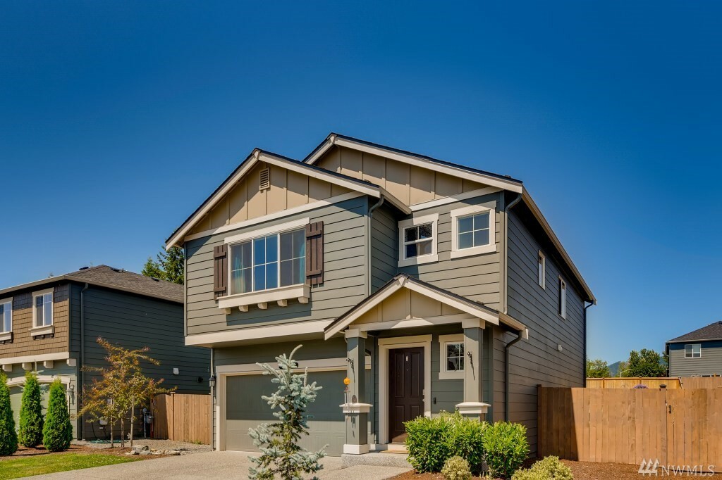 Property Photo:  17505 Oak St  WA 98252 