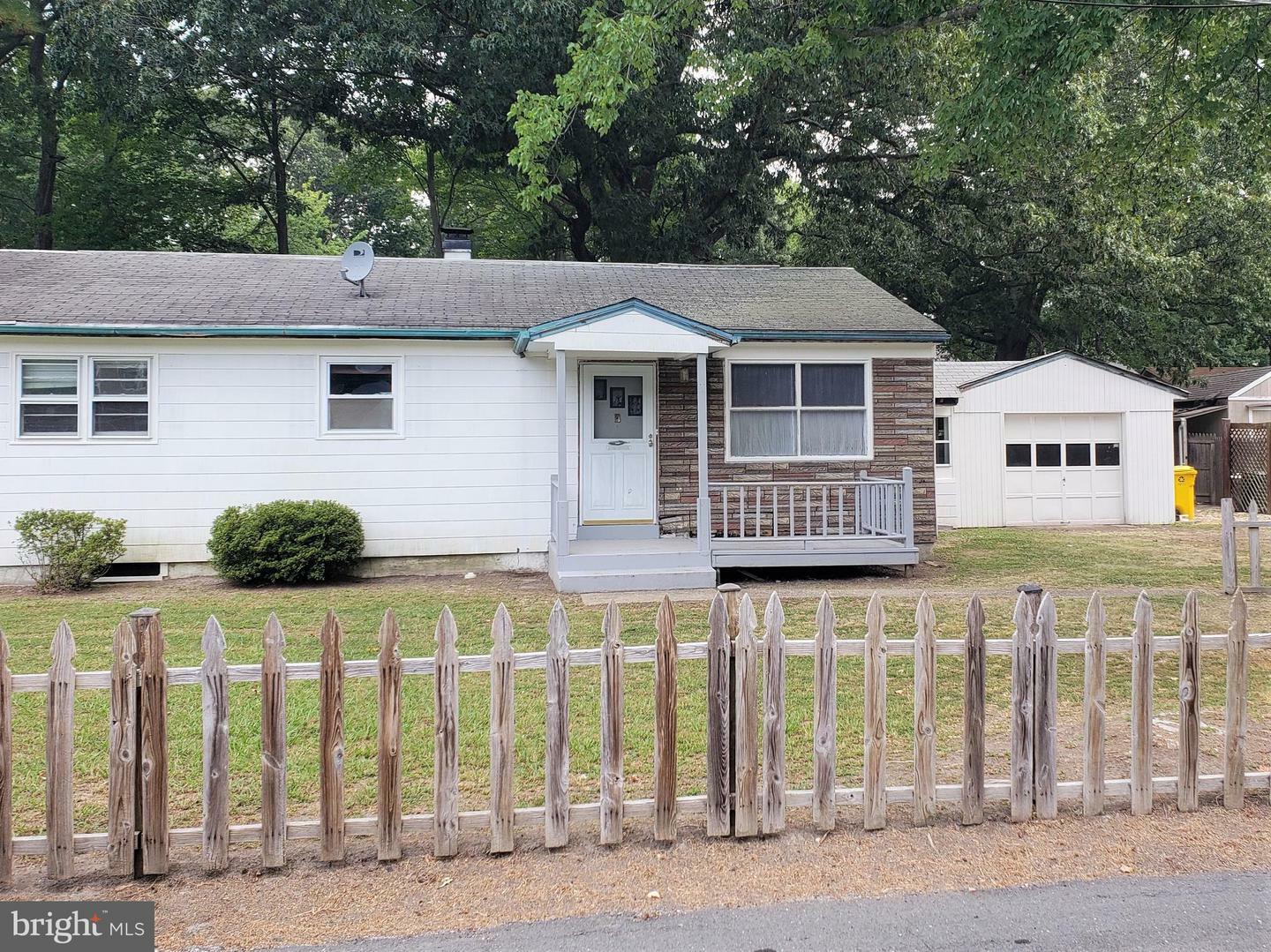 Property Photo:  1246 Hawthorne Street  MD 20764 