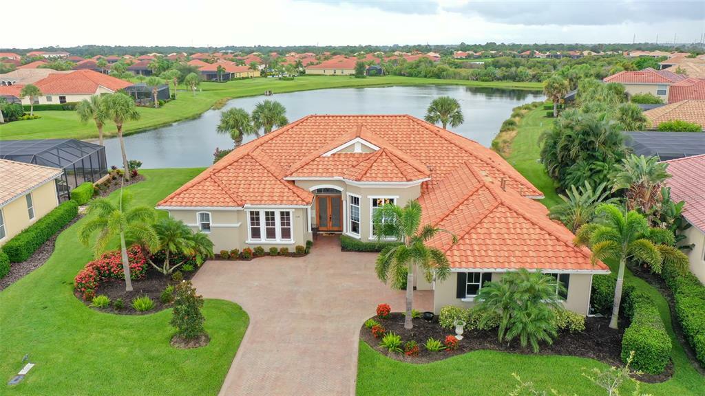 Property Photo:  158 Portofino Drive  FL 34275 