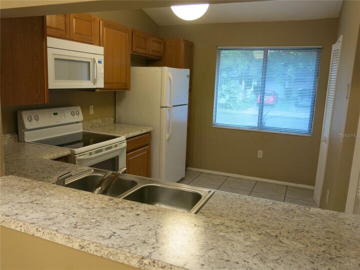 Property Photo:  7622 Timber River Circle  FL 32807 