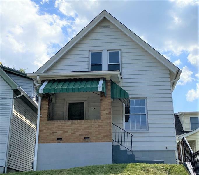 Property Photo:  724 Saint Clair Ave  PA 15644 