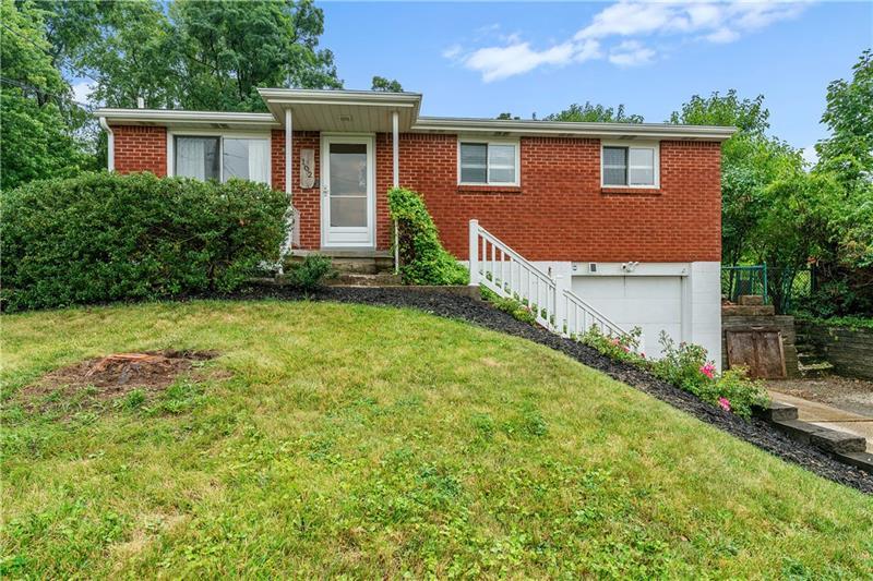 Property Photo: 102 Palomino PA 15071
