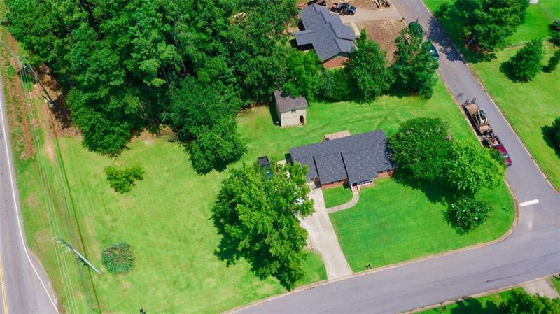 Property Photo: 15 High Ridge Road GA 30014