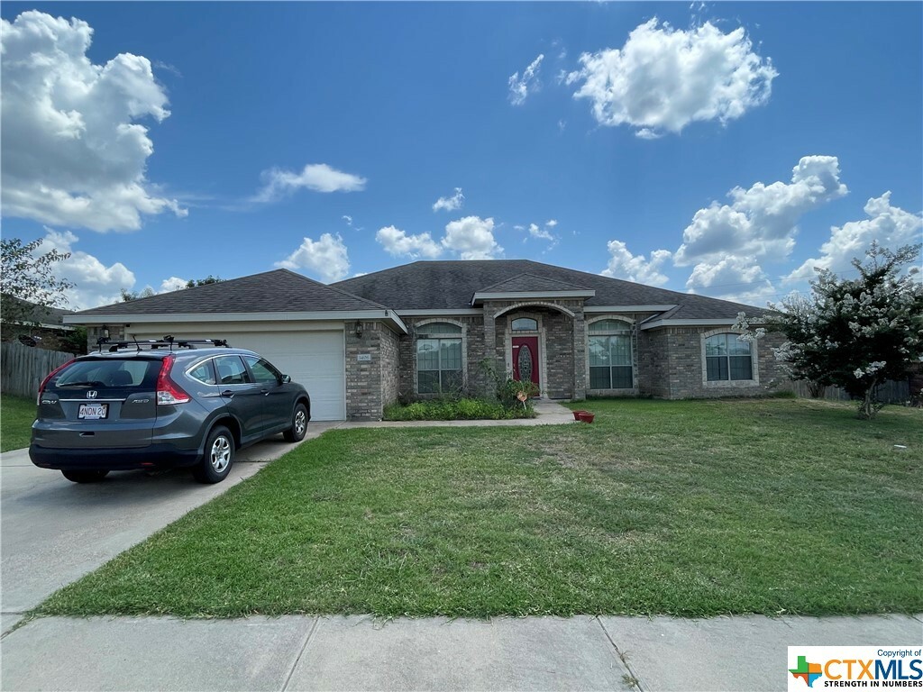 Property Photo:  3406 Little John Drive  TX 76549 