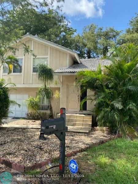 Property Photo:  1298 NW 91st Ave  FL 33071 