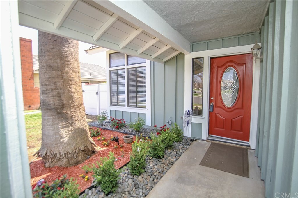 Property Photo:  1083 Stamford Court  CA 92878 