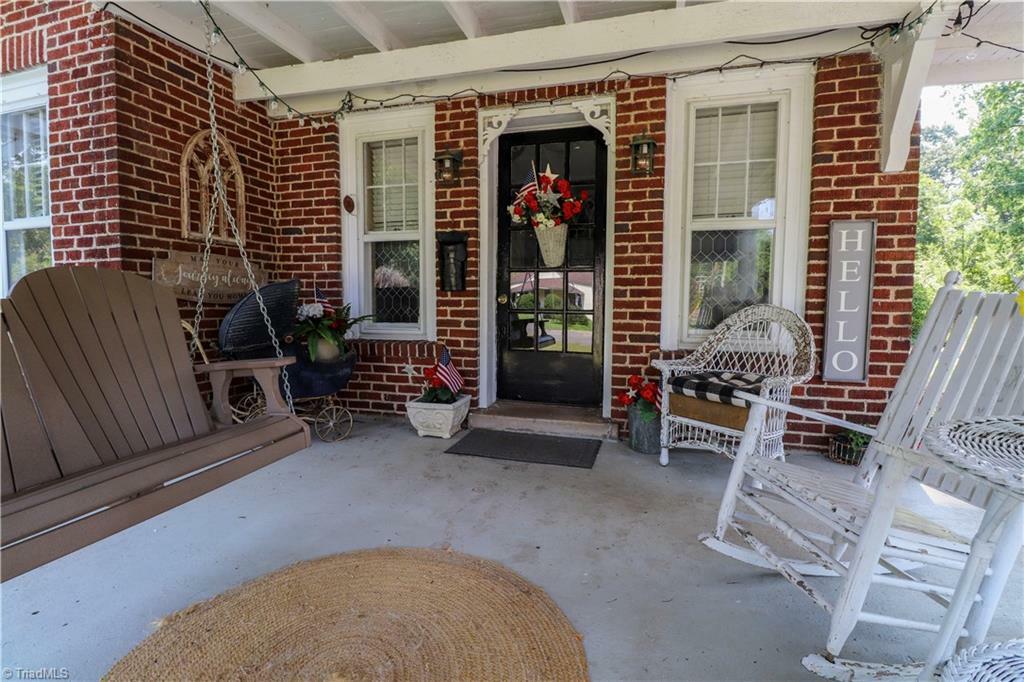 Property Photo:  215 Glenn Street  NC 27048 